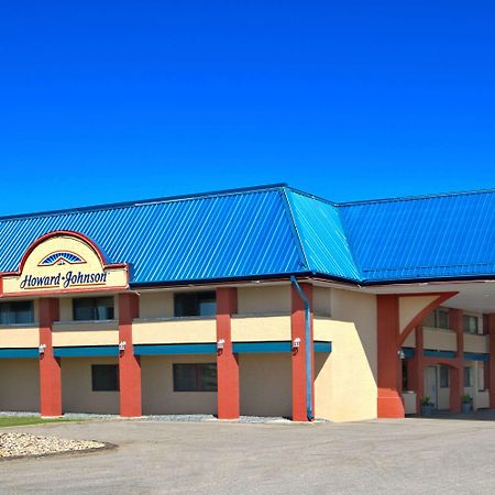 Howard Johnson By Wyndham Red Deer Esterno foto