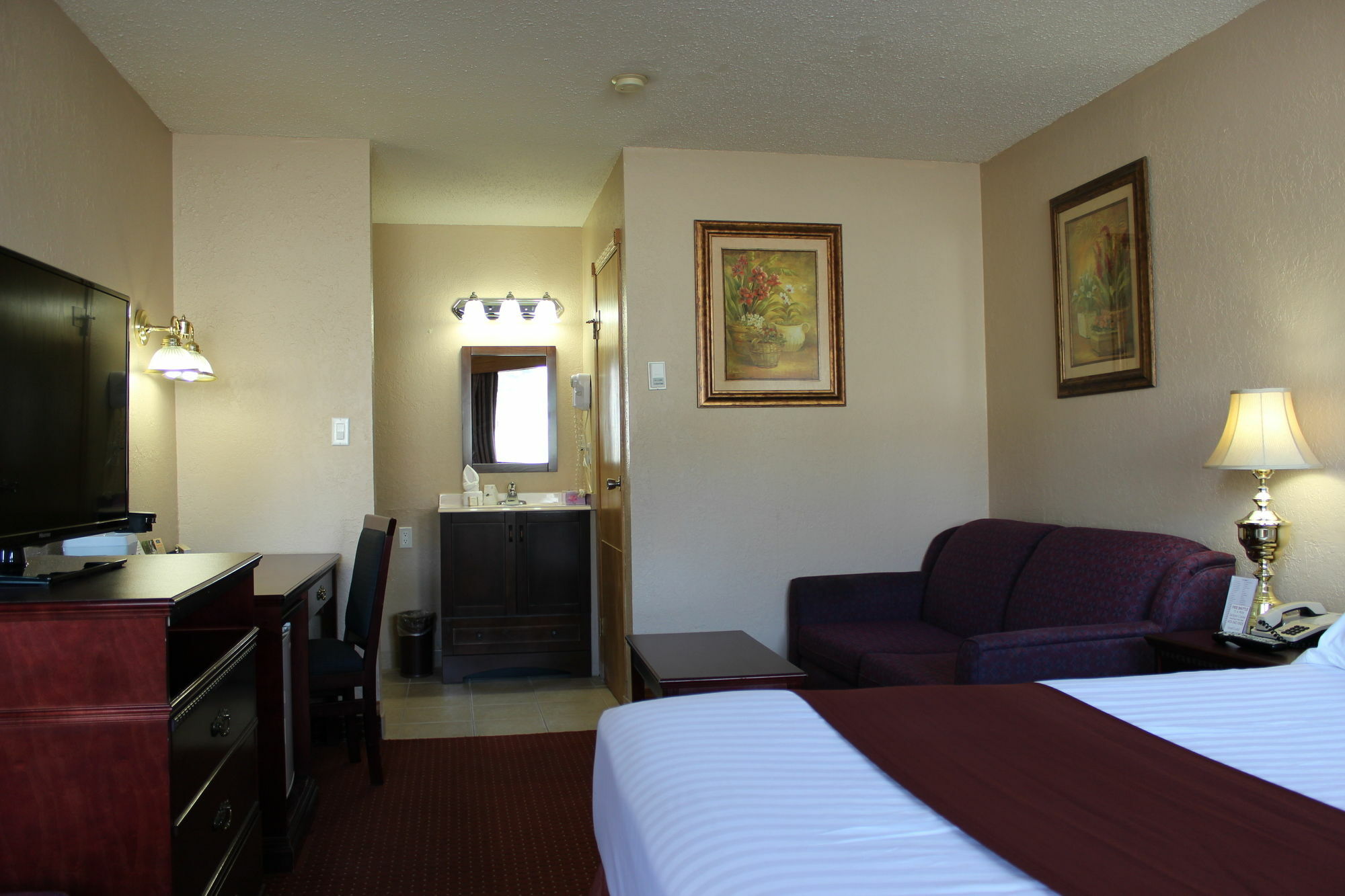 Howard Johnson By Wyndham Red Deer Esterno foto