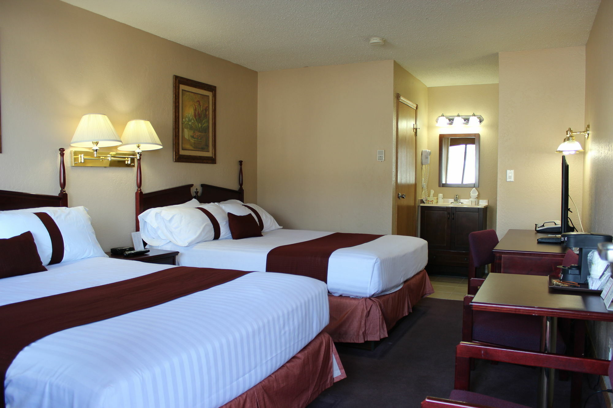 Howard Johnson By Wyndham Red Deer Esterno foto